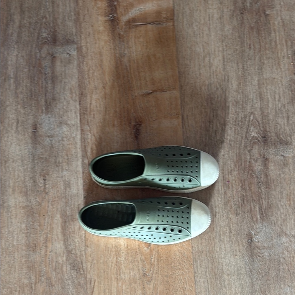 Native Jefferson Green Slip Ons